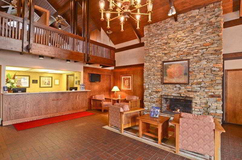 Red Roof Inn & Suites Hazleton Εσωτερικό φωτογραφία