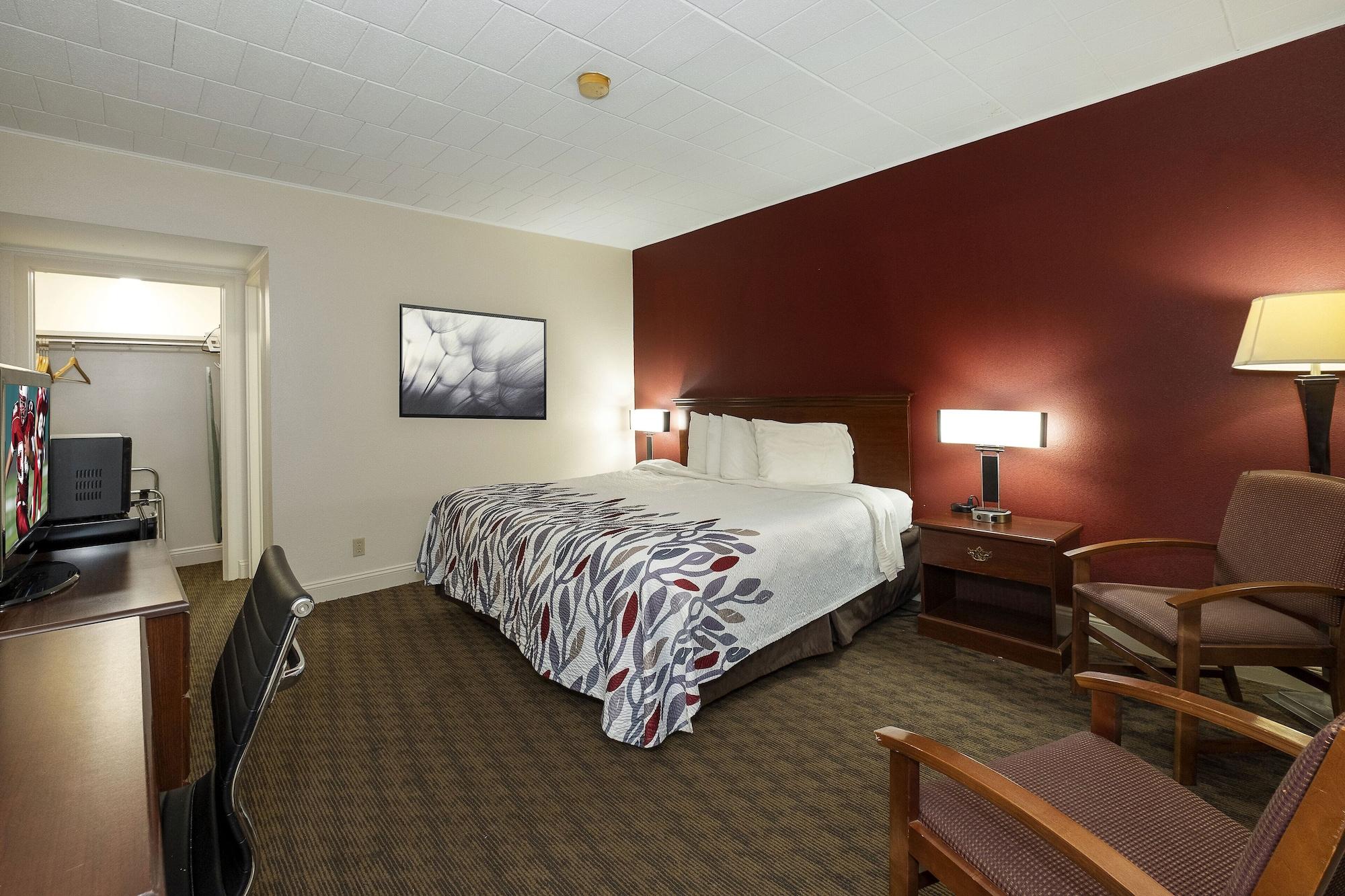 Red Roof Inn & Suites Hazleton Εξωτερικό φωτογραφία