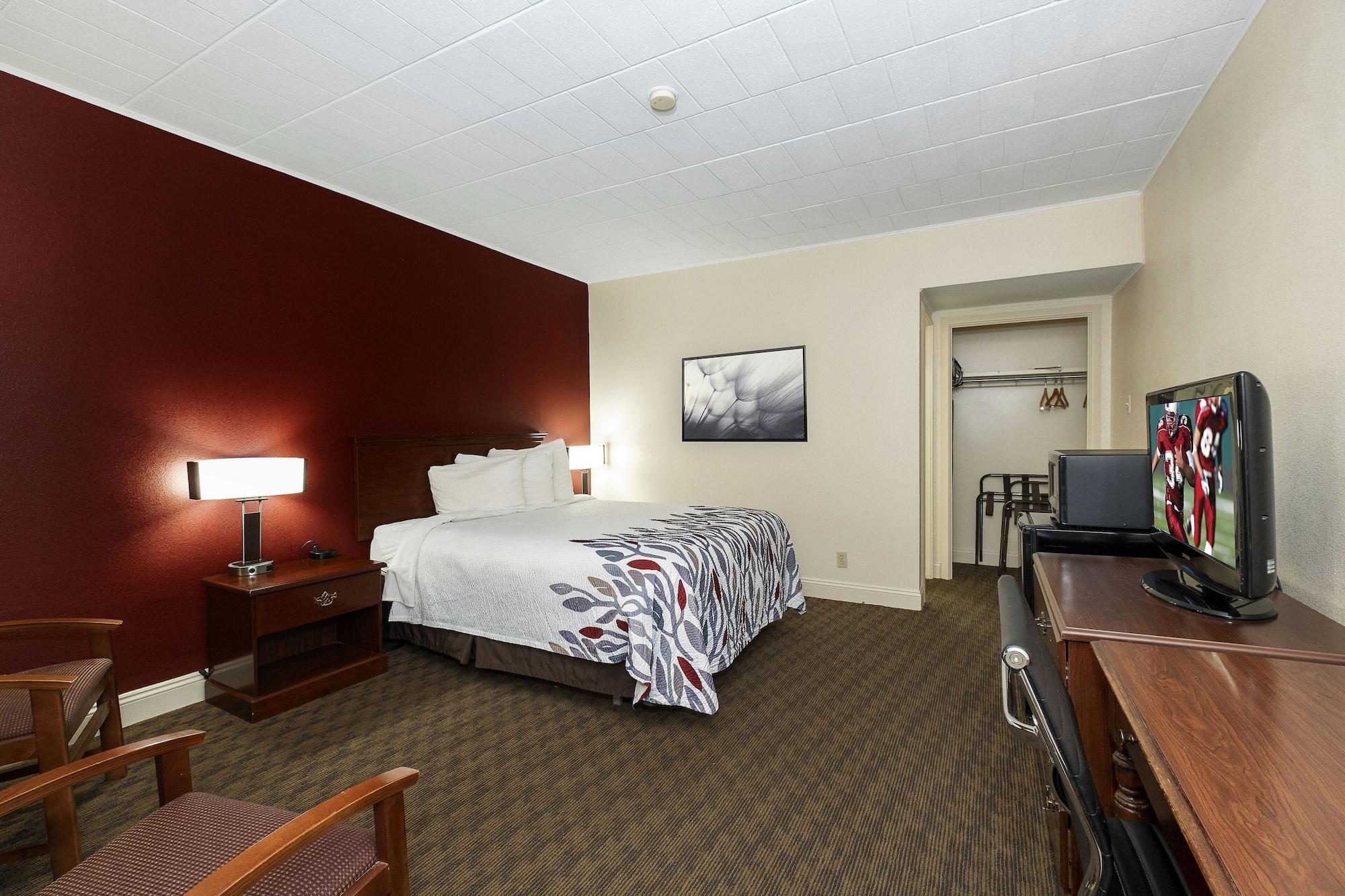 Red Roof Inn & Suites Hazleton Εξωτερικό φωτογραφία