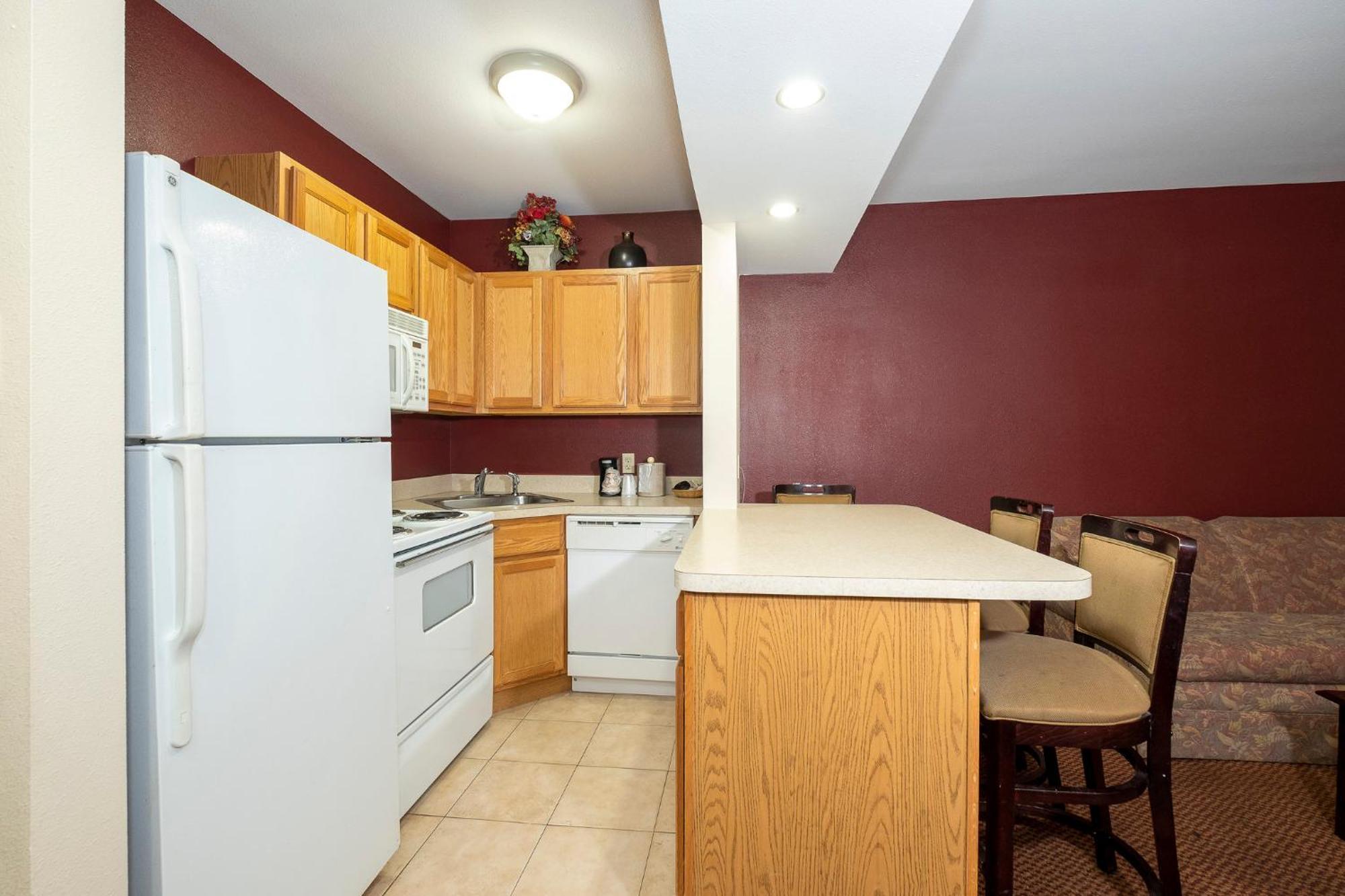 Red Roof Inn & Suites Hazleton Εξωτερικό φωτογραφία