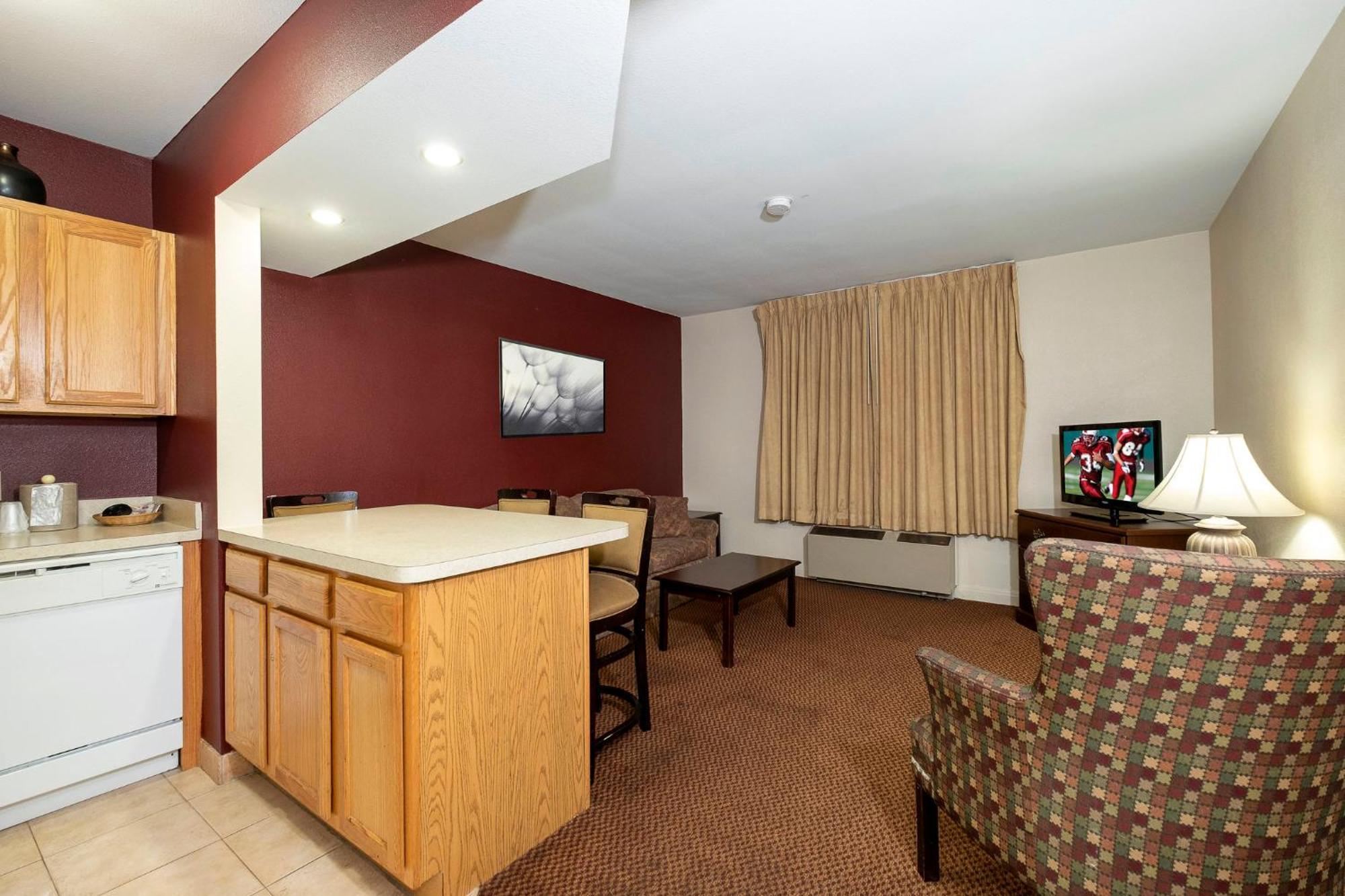 Red Roof Inn & Suites Hazleton Εξωτερικό φωτογραφία