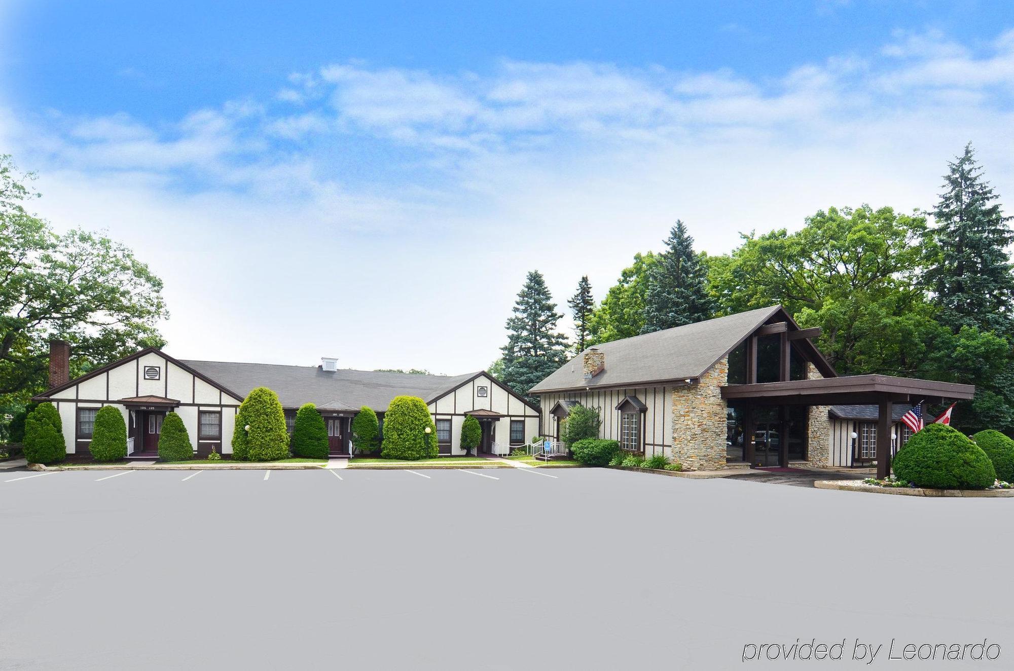 Red Roof Inn & Suites Hazleton Εξωτερικό φωτογραφία